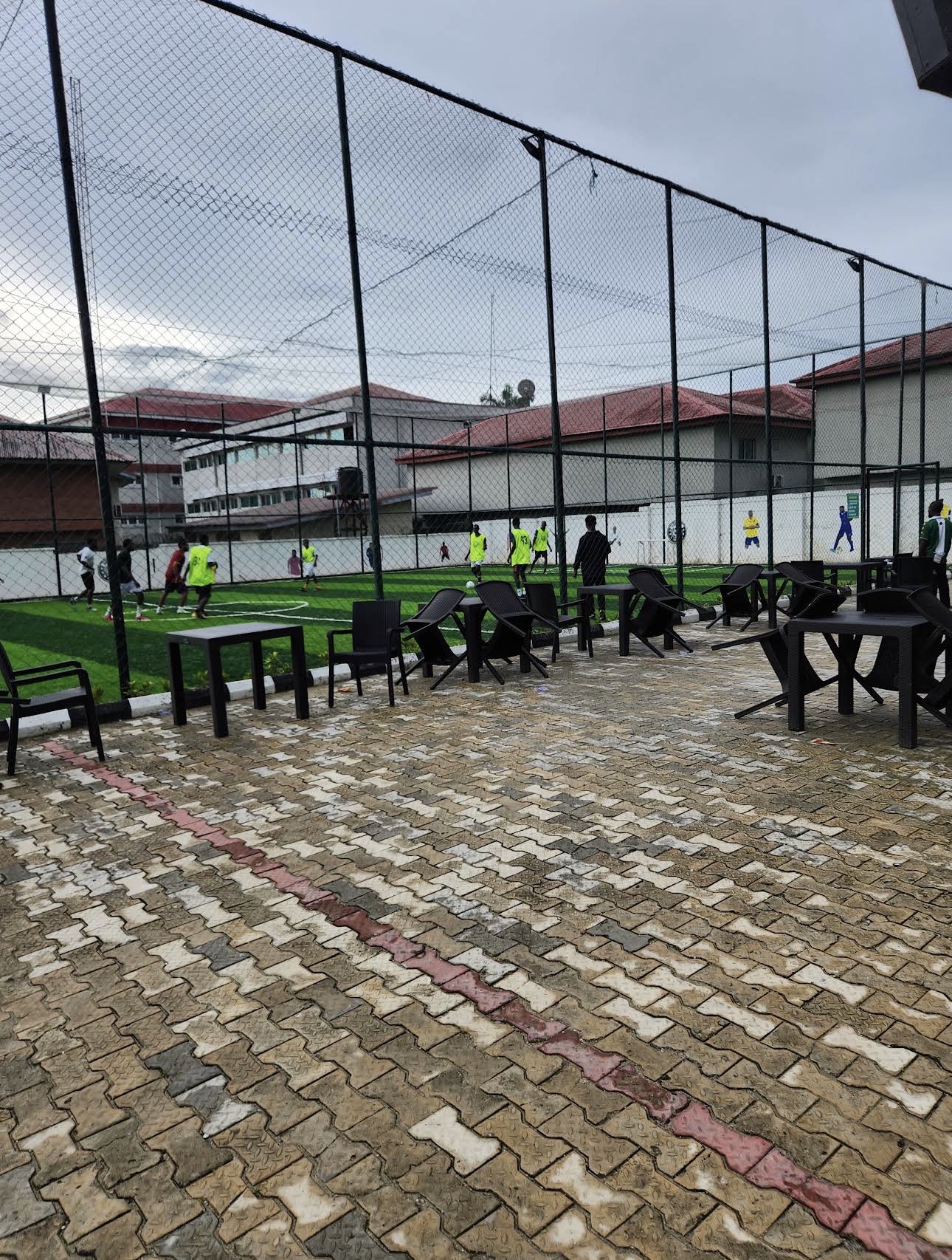 Monaliza Tennis Club seating